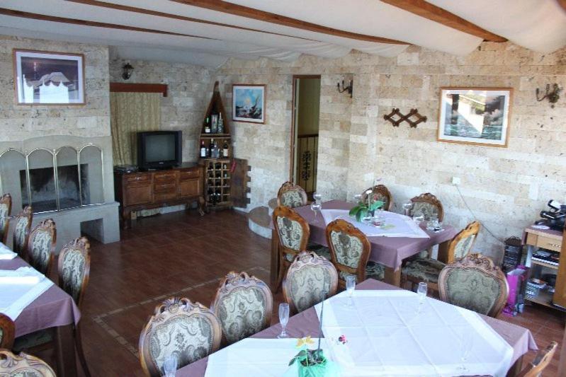 Hotel Anderba Krasići Extérieur photo