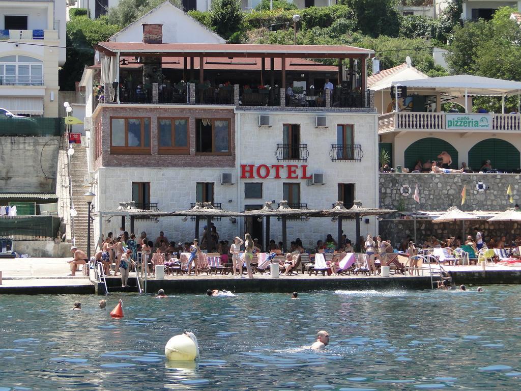 Hotel Anderba Krasići Extérieur photo