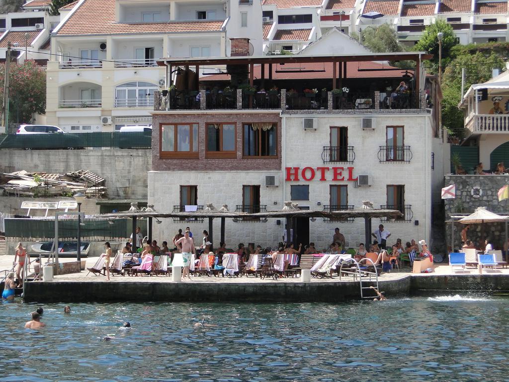 Hotel Anderba Krasići Extérieur photo